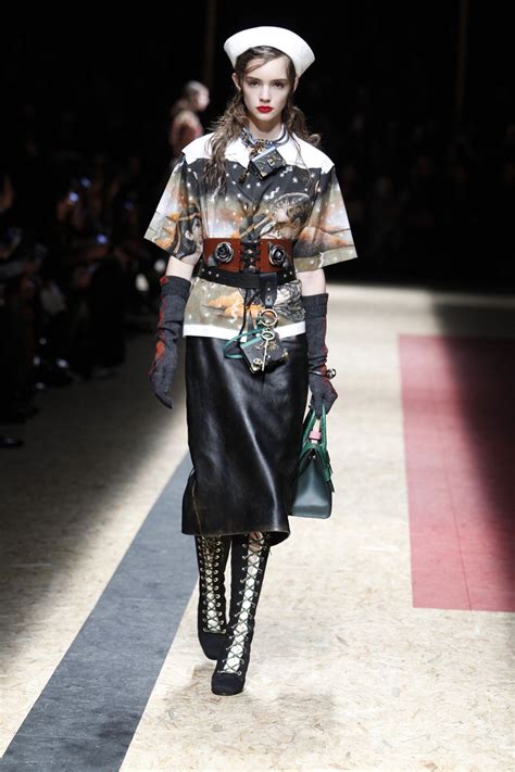 miuccia prada decorazioni in cristallo fw 2016|Prada 2016 Fall / Winter .